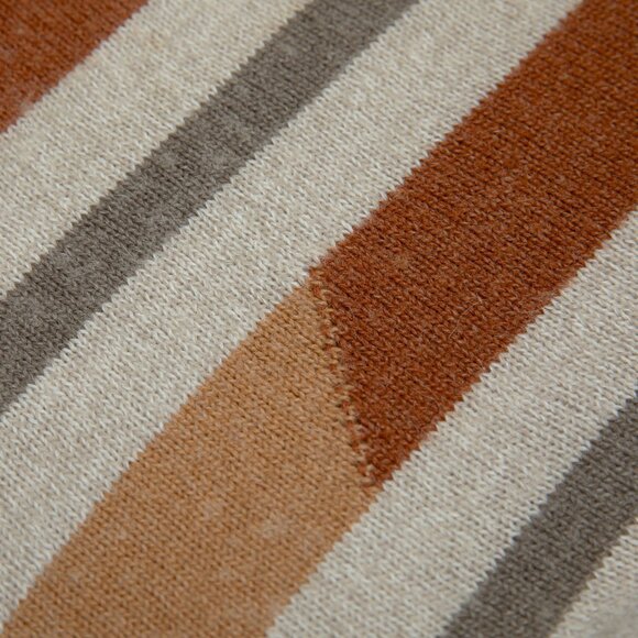 hipp hipp (West Germany) Intarsia, Alpaca Yarn, Saddle Shoulder - Picture 6 of 6